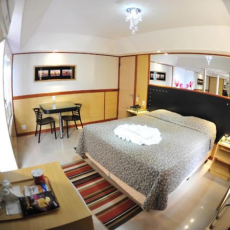 Hotel Premium Plaza Muriae Ngoại thất bức ảnh