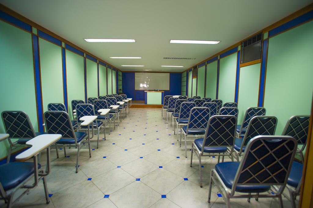 Hotel Premium Plaza Muriae Ngoại thất bức ảnh