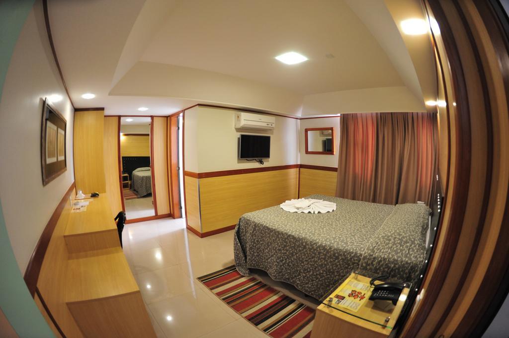 Hotel Premium Plaza Muriae Ngoại thất bức ảnh