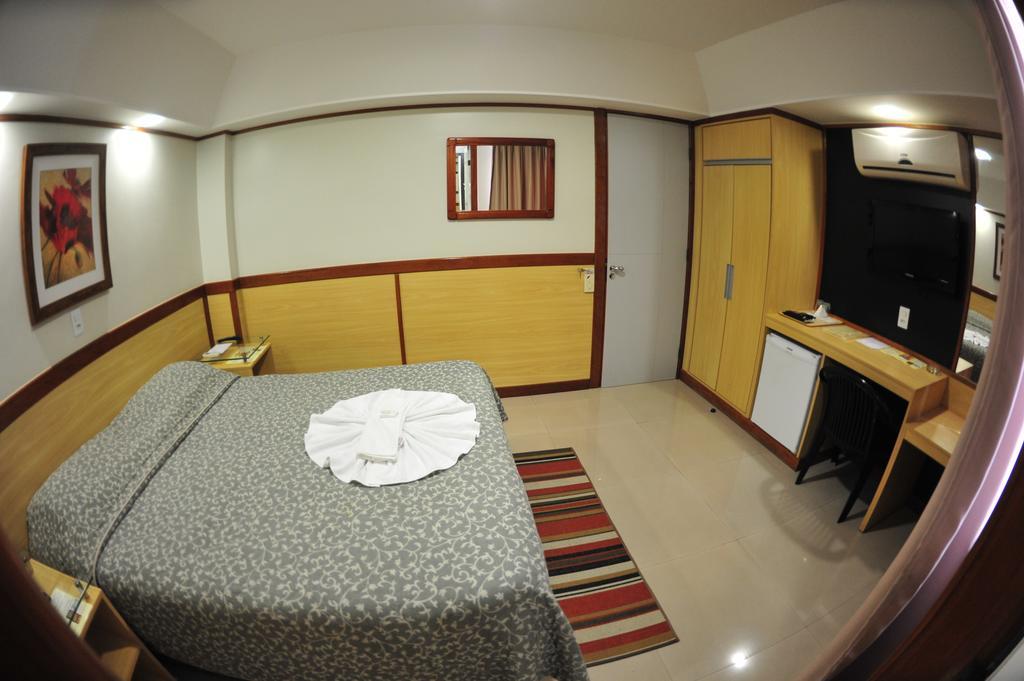 Hotel Premium Plaza Muriae Ngoại thất bức ảnh