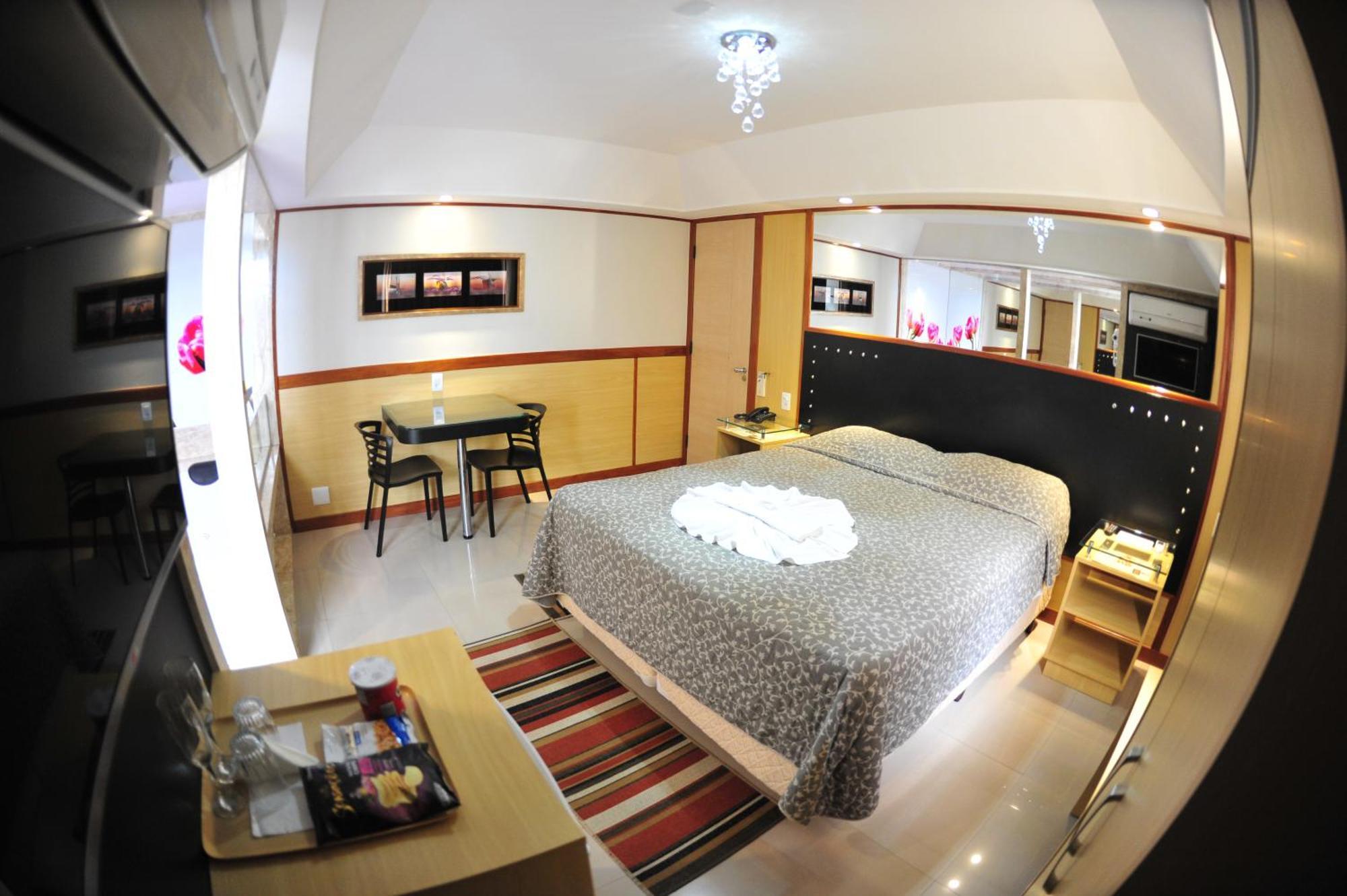 Hotel Premium Plaza Muriae Ngoại thất bức ảnh